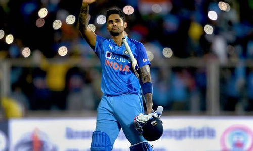 சூர்யகுமார் யாதவ் வேற்றுகிரகவாசி: பாகிஸ்தான் ஜாம்பவான்கள் புகழாரம்