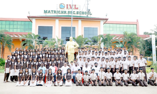 விளையாட்டு போட்டிகளில்  இருமத்தூர் ஐ.வி.எல். மெட்ரிக்  மேல்நிலைப்பள்ளி மாணவர்கள் சாதனை