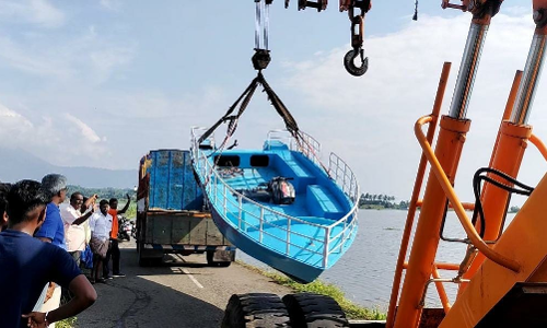 மேட்டுப்பாளையம் அருகே நீரில் மூழ்கிய பாலம்