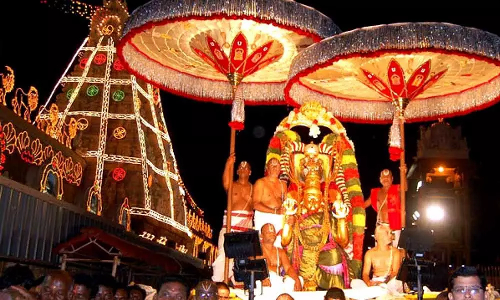 திருப்பதி ஏழுமலையான் கோவிலில் பவுர்ணமி கருடசேவை ரத்து