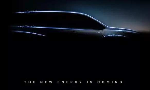 இணையத்தில் வெளியான இன்னோவா ஹைகிராஸ் ஸ்பை படம்