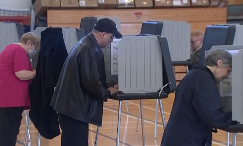 அமெரிக்காவில் இடைக்கால தேர்தல் - விறுவிறுப்பான வாக்குப்பதிவு