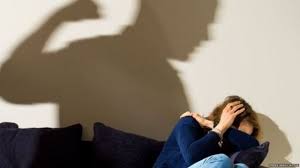 பண்ருட்டி அருகே பெண் மீது தாக்குதல்