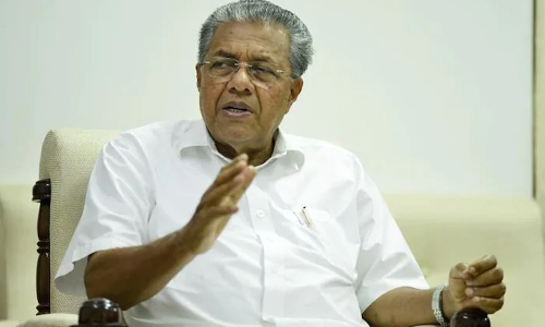 கேரளாவில் அரசை கவிழ்க்க கவர்னர் மூலம் சூழ்ச்சி: பினராயி விஜயன் குற்றச்சாட்டு