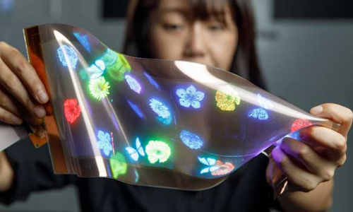 உலகின் முதல் Stretchable டிஸ்ப்ளே அறிமுகம் செய்த எல்ஜி