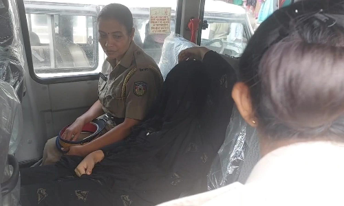2 மாதத்தில் 10 முறை காதலனை கொலை செய்ய முயன்றேன்- கைதான கிரீஷ்மா பரபரப்பு வாக்குமூலம்