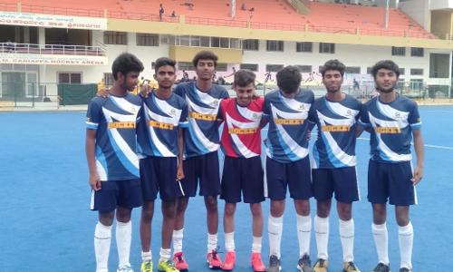 தேசிய அளவிலான ஆக்கி போட்டி-2-வது இடம் பிடித்து நீலகிரி மாணவர்கள் சாதனை