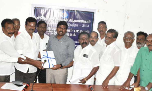 திருச்சி மாவட்டத்தில் 23 லட்சத்து 1,278 வாக்காளர்கள் உள்ளனர் - கலெக்டர் தகவல்