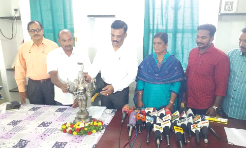 பழமையான ரூ.33 கோடி மதிப்பிலான வெங்கடாஜலபதி உலோக சிலை மீட்பு