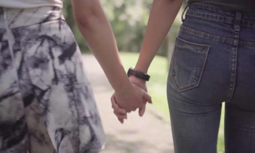 படிக்கும் காலத்திலேயே லெஸ்பியன் உறவு: கல்லூரி மாணவியுடன் குடும்பம் நடத்திய பெண் என்ஜினீயர்