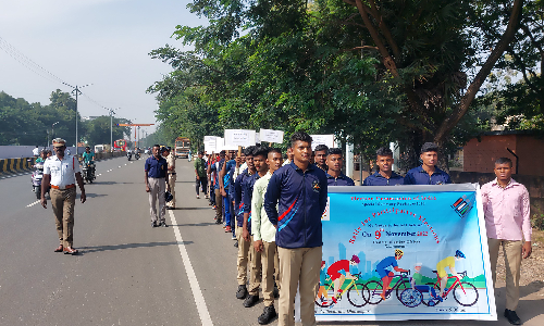 வாக்காளர் சிறப்பு சுருக்க   திருத்த விழிப்புணர்வு பேரணி