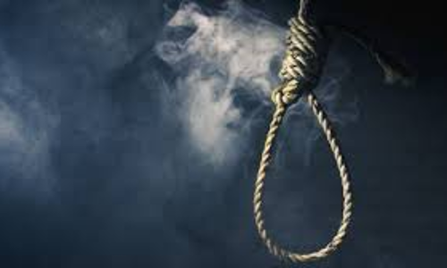 செல்போனை தந்தை பறித்ததால் மகள் தூக்கு போட்டு தற்கொலை