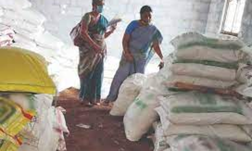 8 உரக்கடைகளில் விற்பனைக்கு தடை