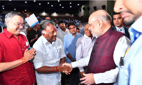 சென்னை வந்த அமித் ஷாவுடன் ஓ.பன்னீர்செல்வம் சந்திப்பு