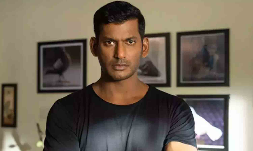 கர்நாடக மாநிலம் மஞ்சுநாதர் கோவிலில் சாமி தரிசனம் செய்த நடிகர் விஷால்