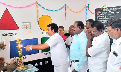 சிவகிரி அருகே  அங்கன்வாடி மையம் திறப்பு