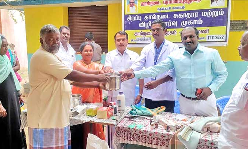 வாசுதேவநல்லூர் அருகே  சிறப்பு கால்நடை சுகாதார  விழிப்புணர்வு முகாம்