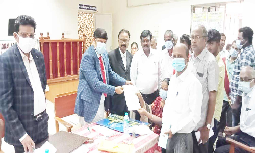 மக்கள் நீதிமன்றம் மூலம் ரூ.5 கோடி இழப்பீடு தொகை பாதிக்கப்பட்டவர்களுக்கு வழங்க உத்தரவு