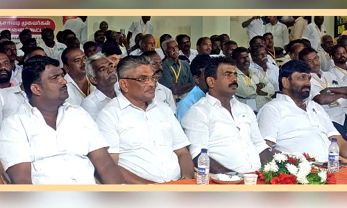 ராதாபுரம் சட்டமன்ற தொகுதியில் தி.மு.க. வாக்குசாவடி முகவர்கள் கூட்டம்