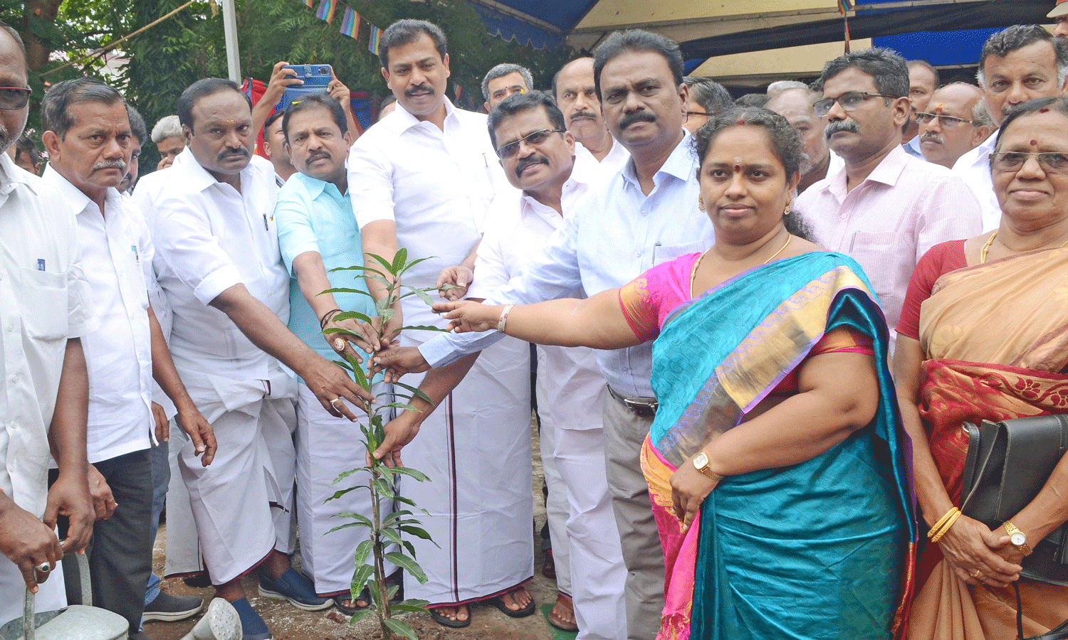 மத்திய கூட்டுறவு வங்கியில் 69-வது கூட்டுறவு வார தொடக்க விழா மத்திய கூட்டுறவு வங்கியில் 69-வது கூட்டுறவு வார தொடக்க விழா