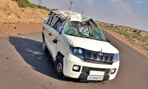 கார்-லாரி மோதிய விபத்தில் 2 பேர் பலி