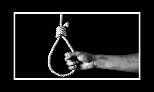 காயல்பட்டினத்தில் வாலிபர் தூக்கு போட்டு தற்கொலை