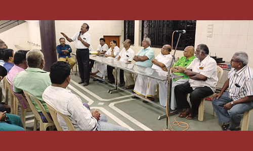 கப்பலூர் சுங்கச்சாவடியை கண்டித்து கடையடைப்பு-ஆர்ப்பாட்டம்