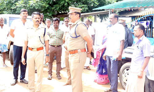 வங்கி கொள்ளை முயற்சி; தனிப்படை அமைத்து போலீசார் விசாரணை