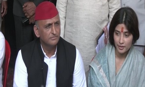 மெயின்புரி மக்களின் ஆசி என்றும் எங்களுக்கு உண்டு - வேட்புமனு தாக்கல் செய்த முலாயம் மருமகள் பேட்டி