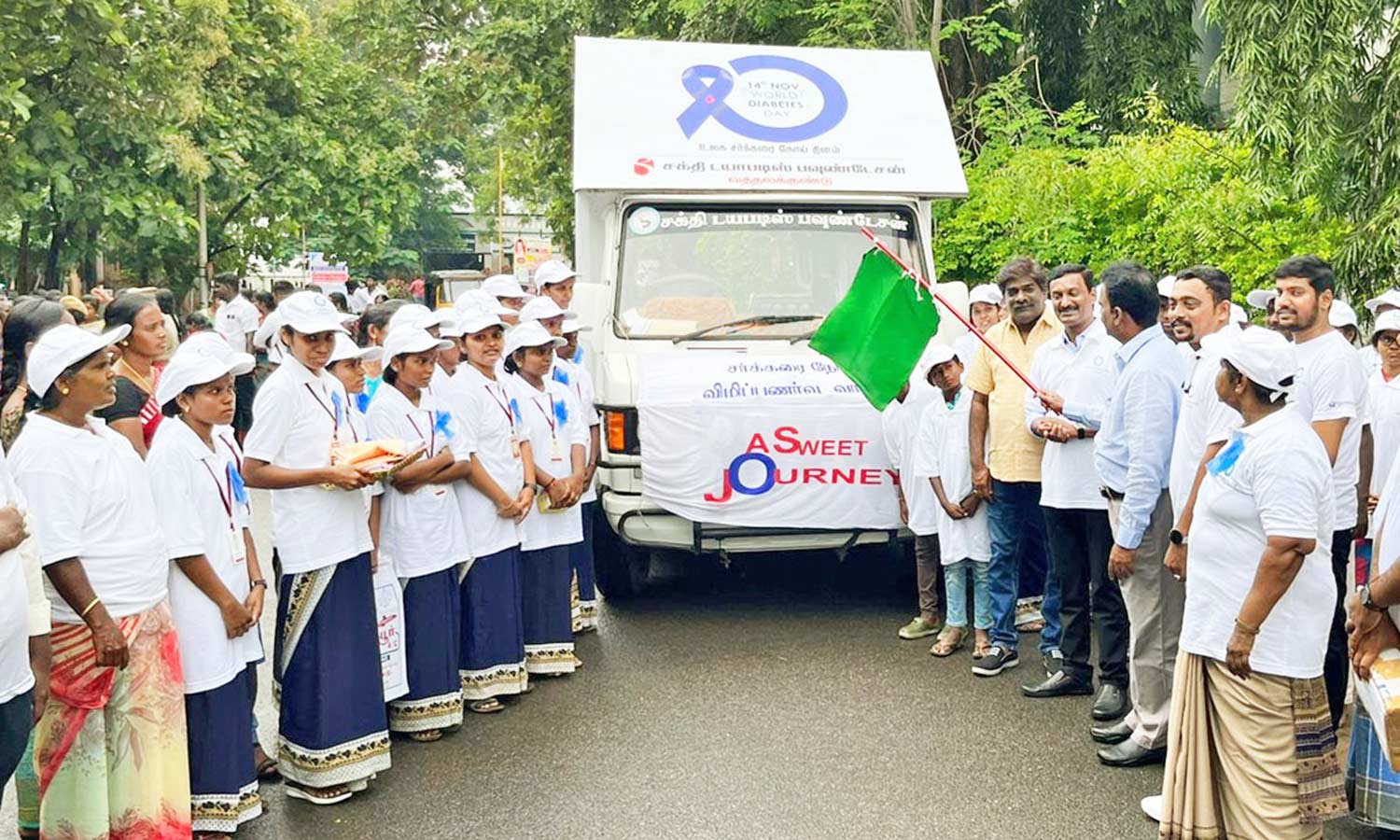 சர்க்கரை நோய் தடுப்பு விழிப்புணர்வு பிரச்சார பயணம் கலெக்டர் கொடியசைத்து தொடங்கி வைத்தார் சர்க்கரை நோய் தடுப்பு விழிப்புணர்வு பிரச்சார பயணம் கலெக்டர் கொடியசைத்து தொடங்கி வைத்தார்