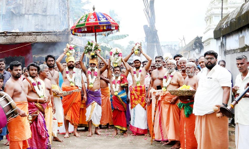 மீனாட்சி அம்மன் கோவில் பாலஸ்தாபன பூஜை