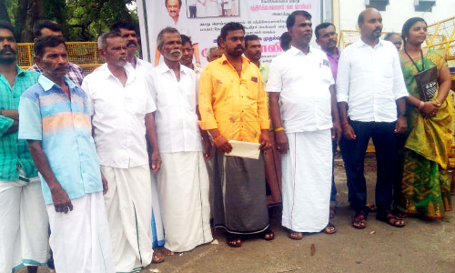 கடையம் அருகே கல்குவாரி அமைக்க பொதுமக்கள் எதிர்ப்பு