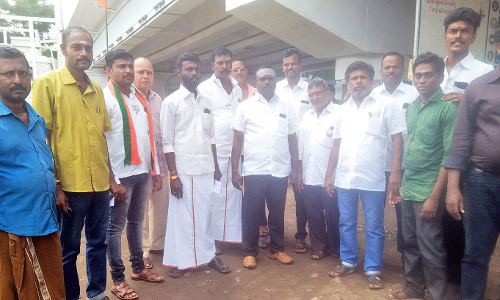 நெல்லையில் பால்விலை உயர்வை கண்டித்து பா.ஜனதா ஆர்ப்பாட்டம்