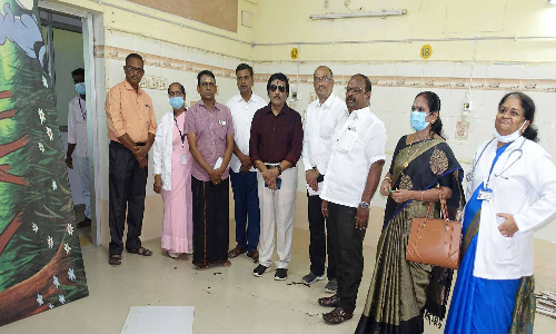 குடியாத்தம் அரசு மருத்துவமனையில் கண் அறுவை சிகிச்சை அரங்குக்கு அலுமினிய தடுப்பறைகள் அமைக்க நிதியுதவி