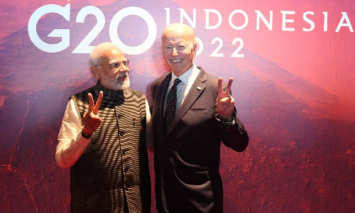 அதிபர் ஜோ பைடனை சந்தித்து பேச்சுவார்த்தை நடத்திய பிரதமர் மோடி - சீன அதிபருடன் திடீர் சந்திப்பு