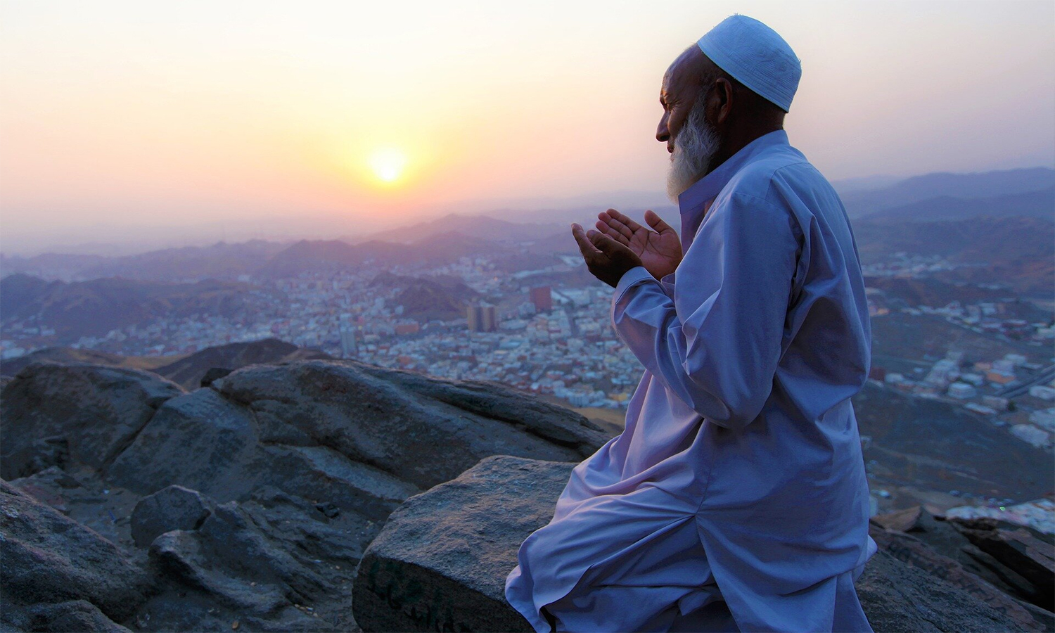 இறைவனை மறக்காதவர்கள் பாக்கியவான்களே...