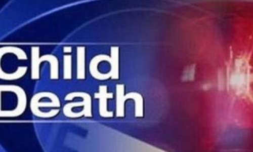 வெந்நீரில் தவறி விழுந்த 2 வயது குழந்தை உயிரிழப்பு