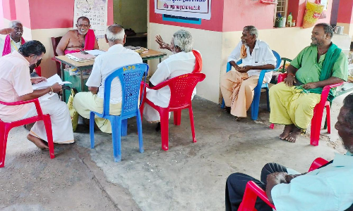 கோவில் பூசாரிகளுக்கு ஓய்வூதியம் வழங்க வேண்டும்