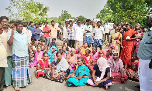 கிராமமக்கள் சாலை மறியல்