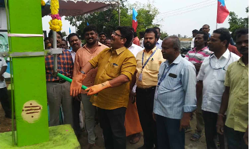 சொந்த செலவில் டிரான்ஸ்பார்மர் அமைத்த வி.சி.க. பிரமுகர்: திருப்போரூர் எம்.எல்.ஏ பாலாஜி திறந்து வைத்தார்