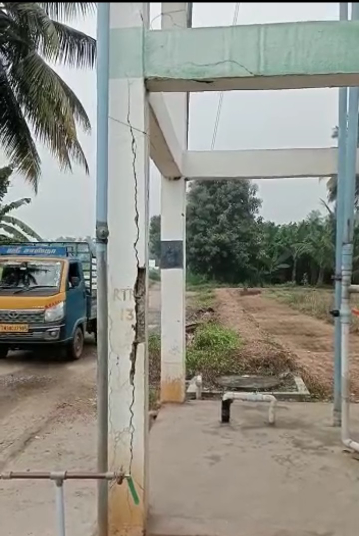 காட்டம்பட்டி அருகே இடிந்து விழும் நிலையில் குடிநீர் தேக்க தொட்டி