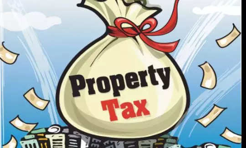 பரமக்குடி நகராட்சிக்கு வரி பாக்கி செலுத்தாதவர்கள் மீது நடவடிக்கை