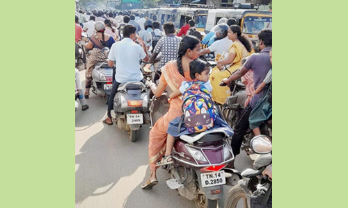 அபராதம் விதிப்பதில் மும்முரம் காட்டும் போலீசார்