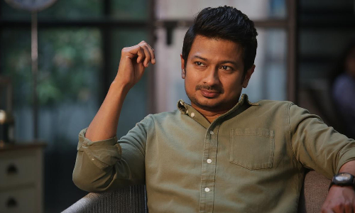 வித்தியாசமான கதைக்களத்தை தேடிக்கொண்டிருக்கிறேன் - நடிகர் உதயநிதி ஸ்டாலின்