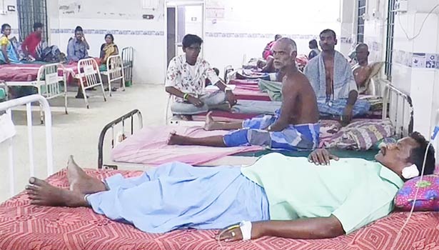 நாகையில் பட்டாசு வெடித்ததில் தகராறு: தி.மு.க.-பா.ஜனதாவினர் மோதல் நாகையில் பட்டாசு வெடித்ததில் தகராறு: தி.மு.க.-பா.ஜனதாவினர் மோதல்