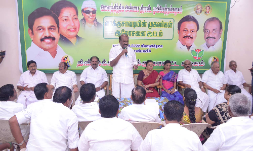 அ.தி.மு.க தலைமையில் மீண்டும் ஆட்சி அமையும் என காங்கிரசார் நம்புகின்றனர் நத்தம் விசுவநாதன் பேச்சு