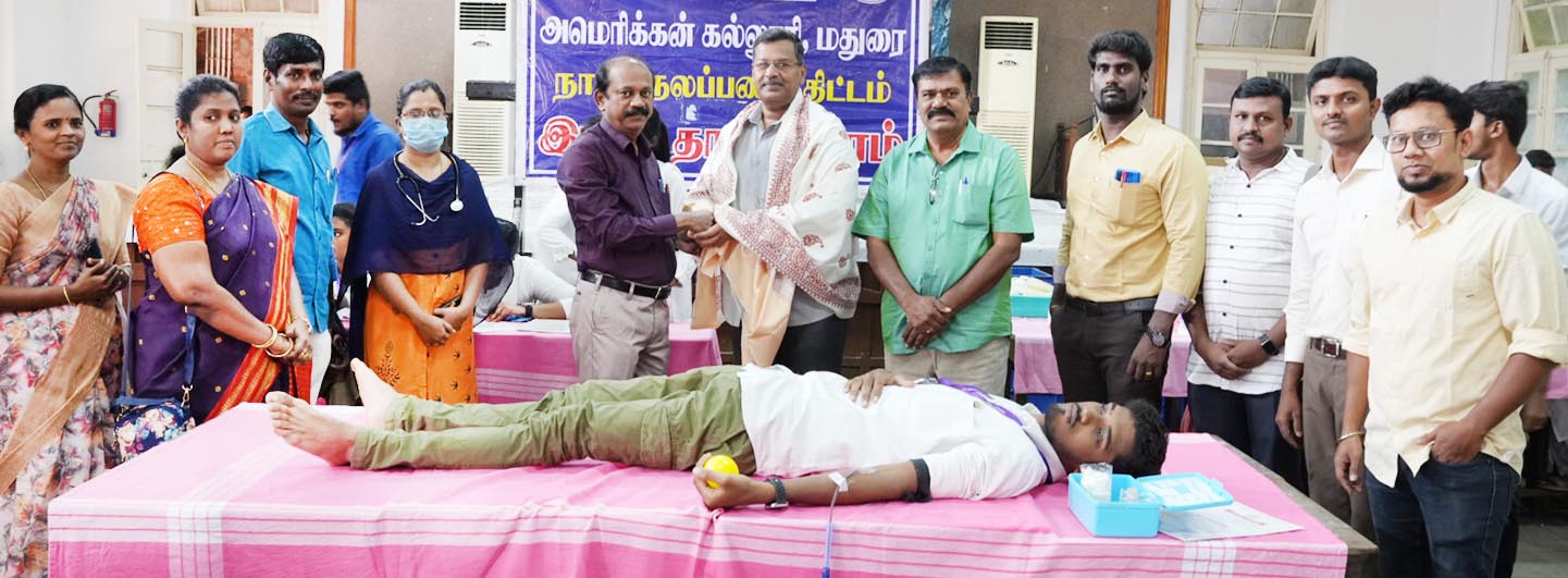 அமெரிக்கன் கல்லூரி மாணவர்கள் ரத்த தானம் அமெரிக்கன் கல்லூரி மாணவர்கள் ரத்த தானம்