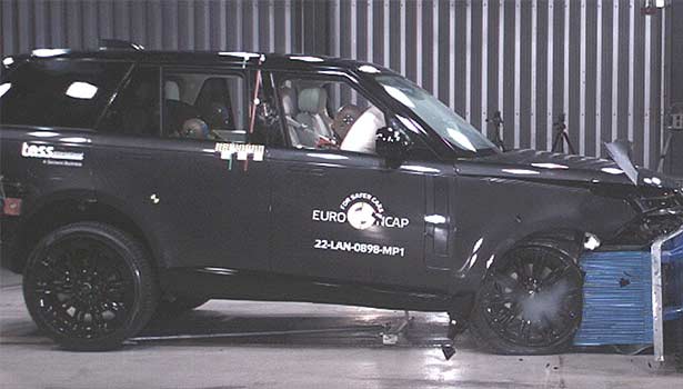 கிராஷ் டெஸ்டில் அசத்திய 2022 ரேன்ஜ் ரோவர் கிராஷ் டெஸ்டில் அசத்திய 2022 ரேன்ஜ் ரோவர்