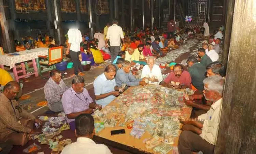 திருவண்ணாமலை அருணாசலேஸ்வரர் கோவிலில் ரூ.1.34 கோடி உண்டியல் காணிக்கை