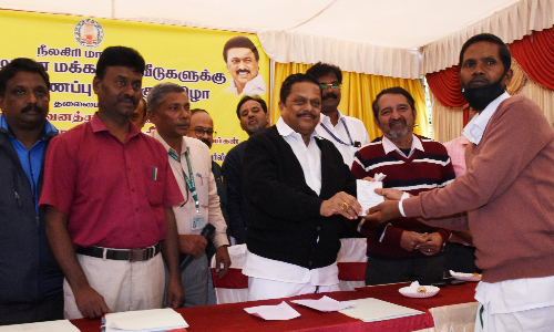 குன்னூர் அருகே 21 வீடுகளுக்கு புதிய மின்  இணைப்பு